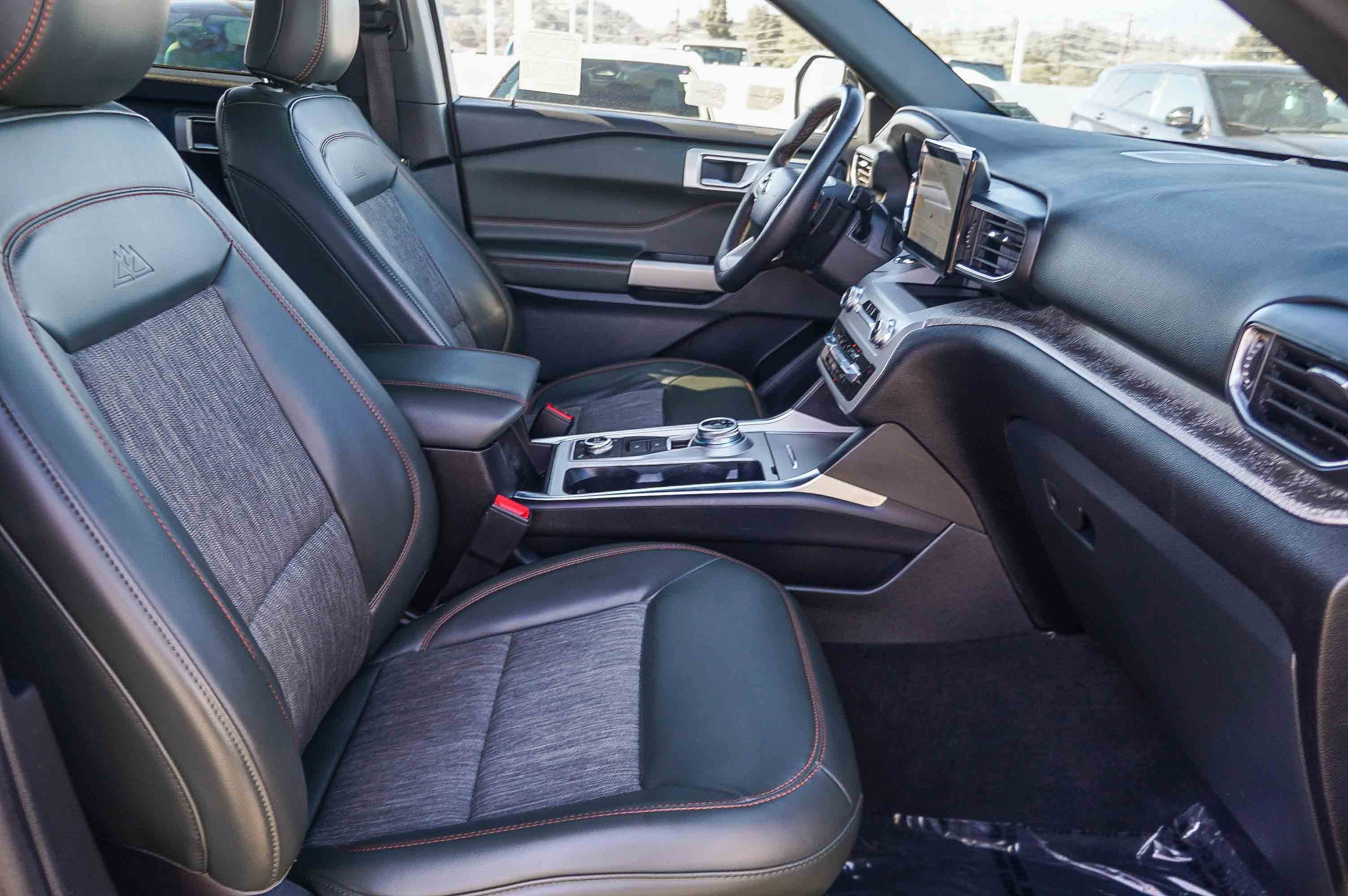 Used 2023 Ford Explorer Timberline w/ Timberline Technology Package AWD/4WD image 17