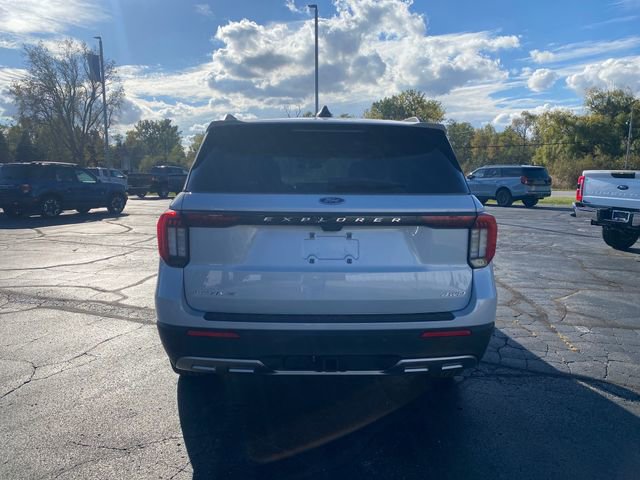 New 2026 Ford Explorer Active image 6