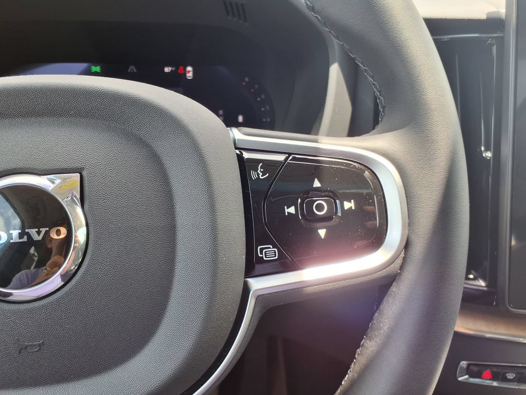 New 2026 Volvo XC60 B5 Core AWD/4WD image 22
