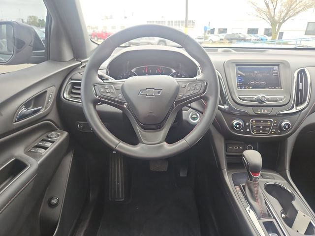 Used 2023 Chevrolet Equinox RS FWD image 13