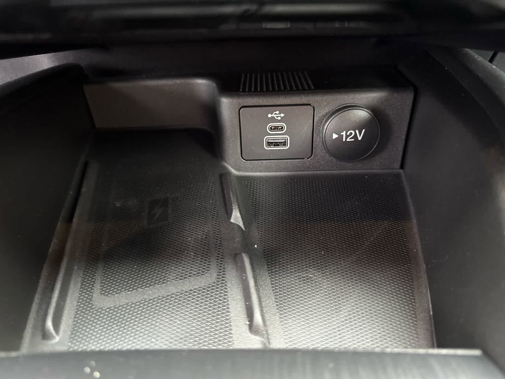 New 2026 Ford Escape Active w/ Active Premium Tech Pack AWD/4WD image 16