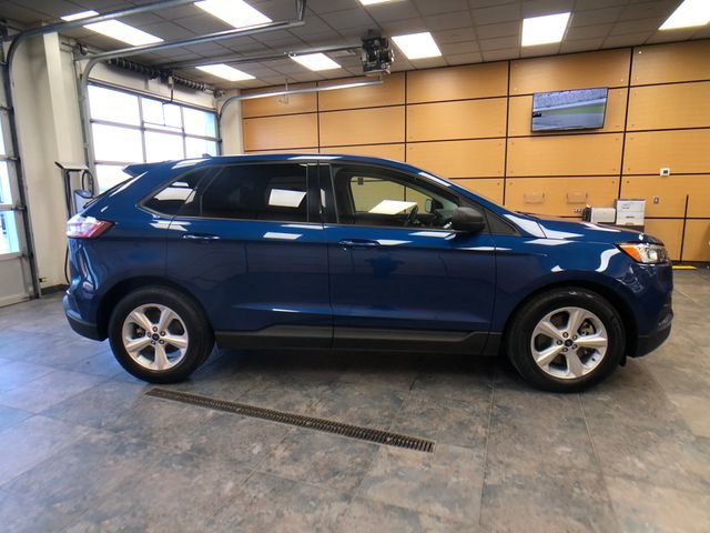 Certified 2020 Ford Edge SE image 12