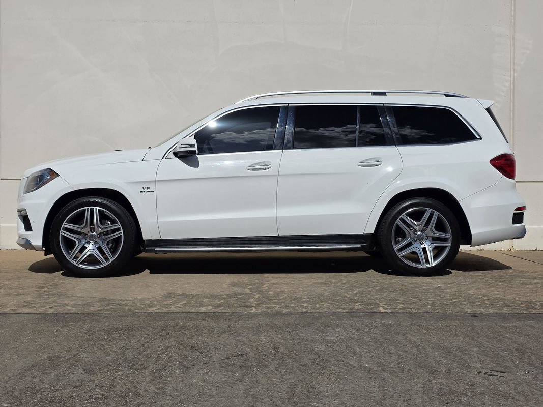 Used 2016 Mercedes-Benz GL 63 AMG 4MATIC image 2