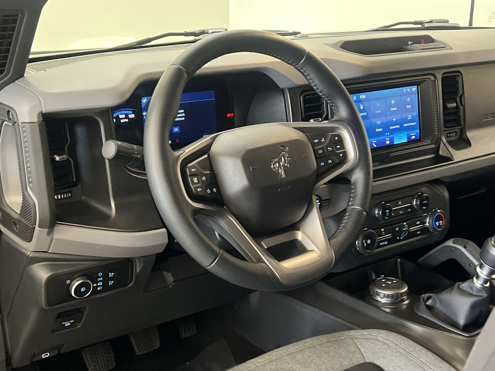 Used 2023 Ford Bronco Big Bend AWD/4WD image 15
