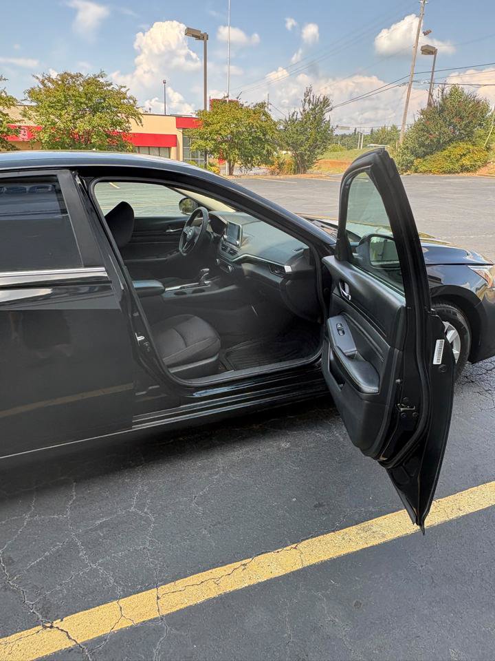 Used 2020 Nissan Altima 2.5 S FWD image 14