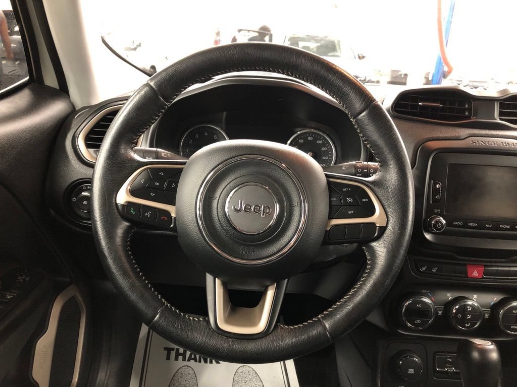 Used 2015 Jeep Renegade Limited AWD/4WD image 7