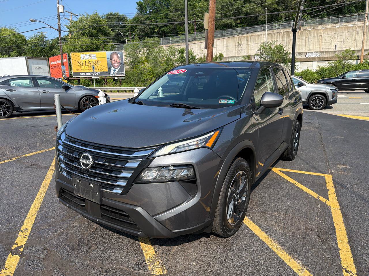 Used 2024 Nissan Rogue S AWD/4WD image 34