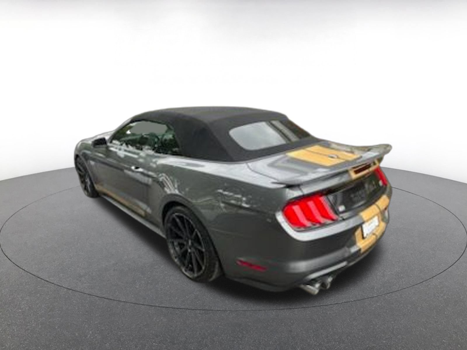 Used 2022 Ford Mustang GT Premium w/ GT Performance Package RWD image 9
