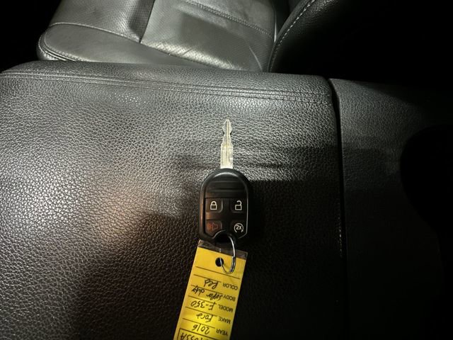 Used 2016 Ford F350 Lariat w/ Lariat Ultimate Package image 33