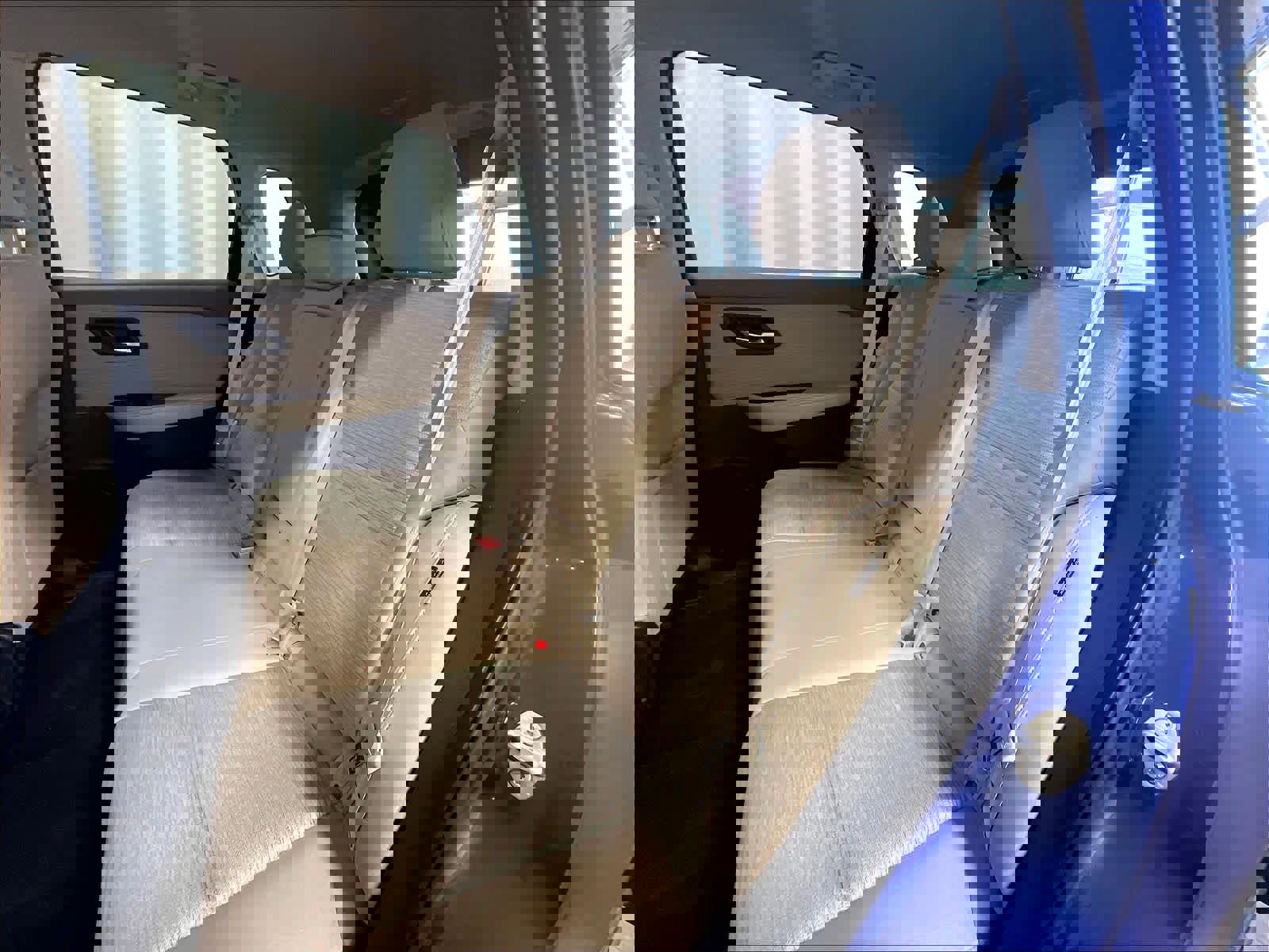 Used 2021 Nissan Rogue SV image 15