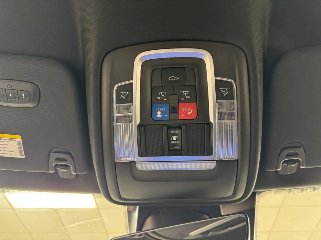 Used 2021 RAM 1500 Limited w/ Body Color Bumper Group image 44
