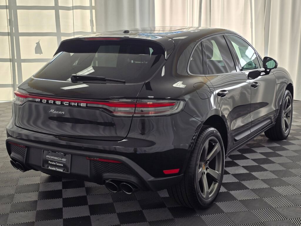 New 2026 Porsche Macan image 7