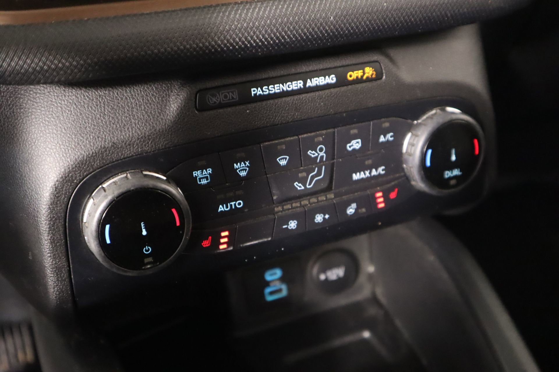 Used 2022 Ford Bronco Sport Outer Banks w/ Tech Package AWD/4WD image 8