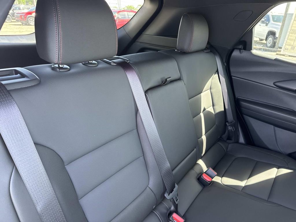 New 2026 Chevrolet TrailBlazer RS w/ Convenience Package FWD image 9