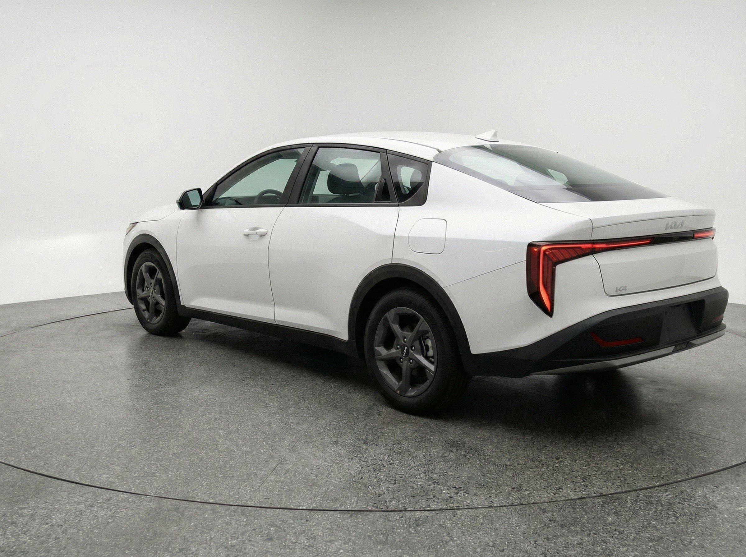Used 2025 Kia K4 FWD image 6
