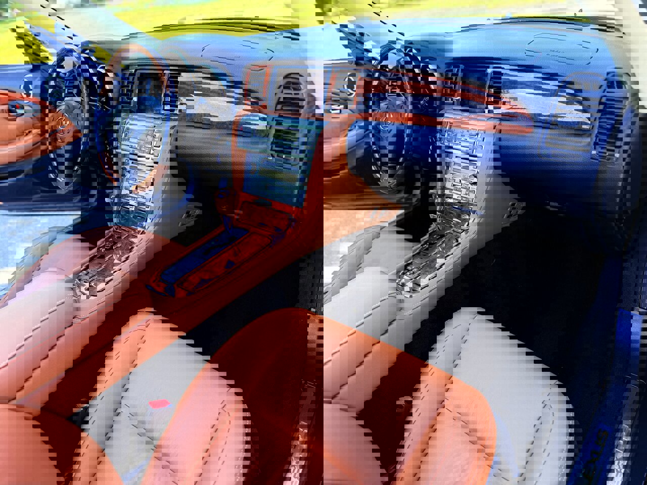 Used 2004 Lexus SC 430 Convertible image 6