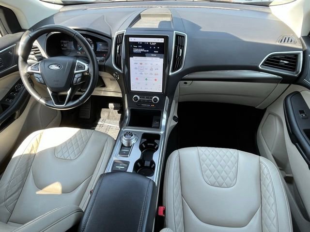 Used 2024 Ford Edge Titanium image 31