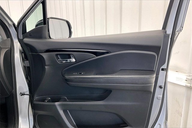 Used 2018 Honda Ridgeline RTL-E image 22