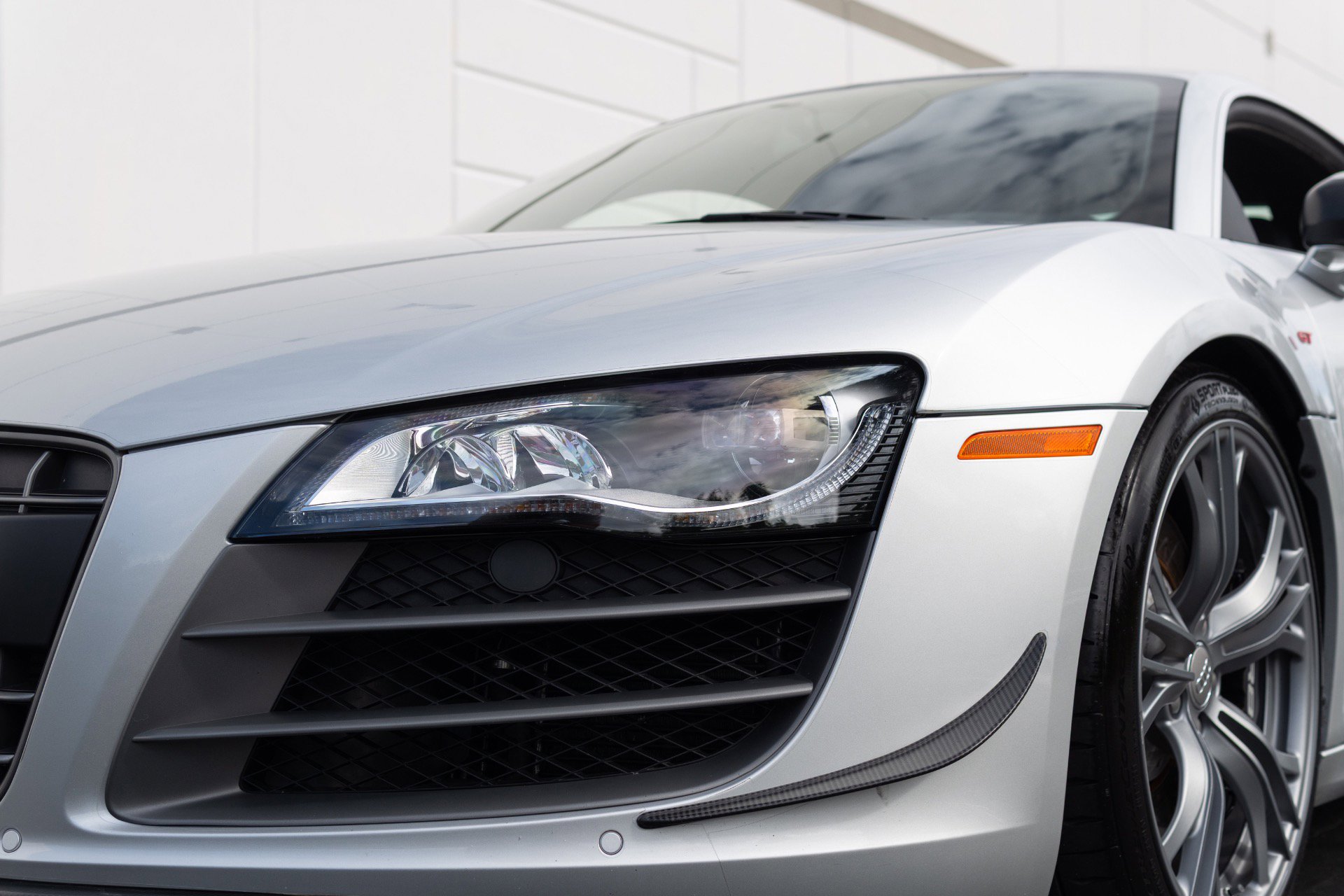 Used 2012 Audi R8 GT AWD/4WD image 30