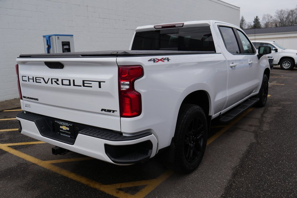 Used 2022 Chevrolet Silverado 1500 RST w/ LPO, Blackout Package image 7
