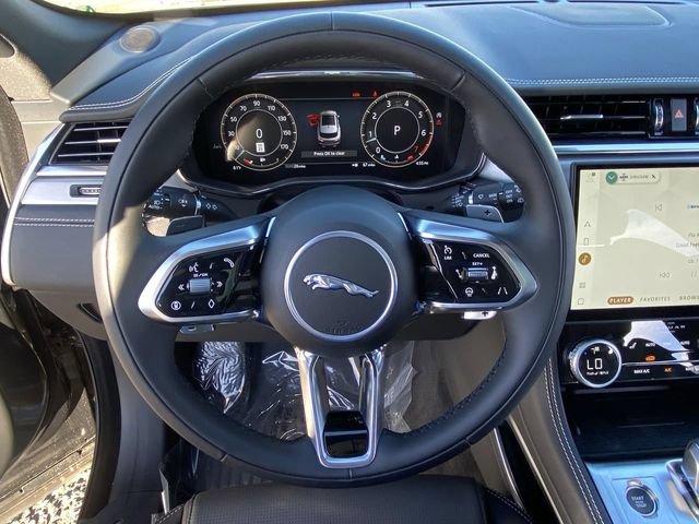 New 2025 Jaguar F-PACE R-Dynamic S AWD/4WD image 7
