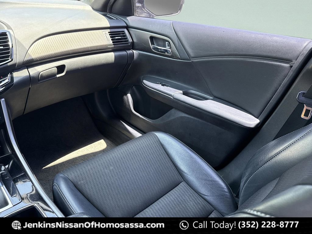 Used 2016 Honda Accord Sport image 23