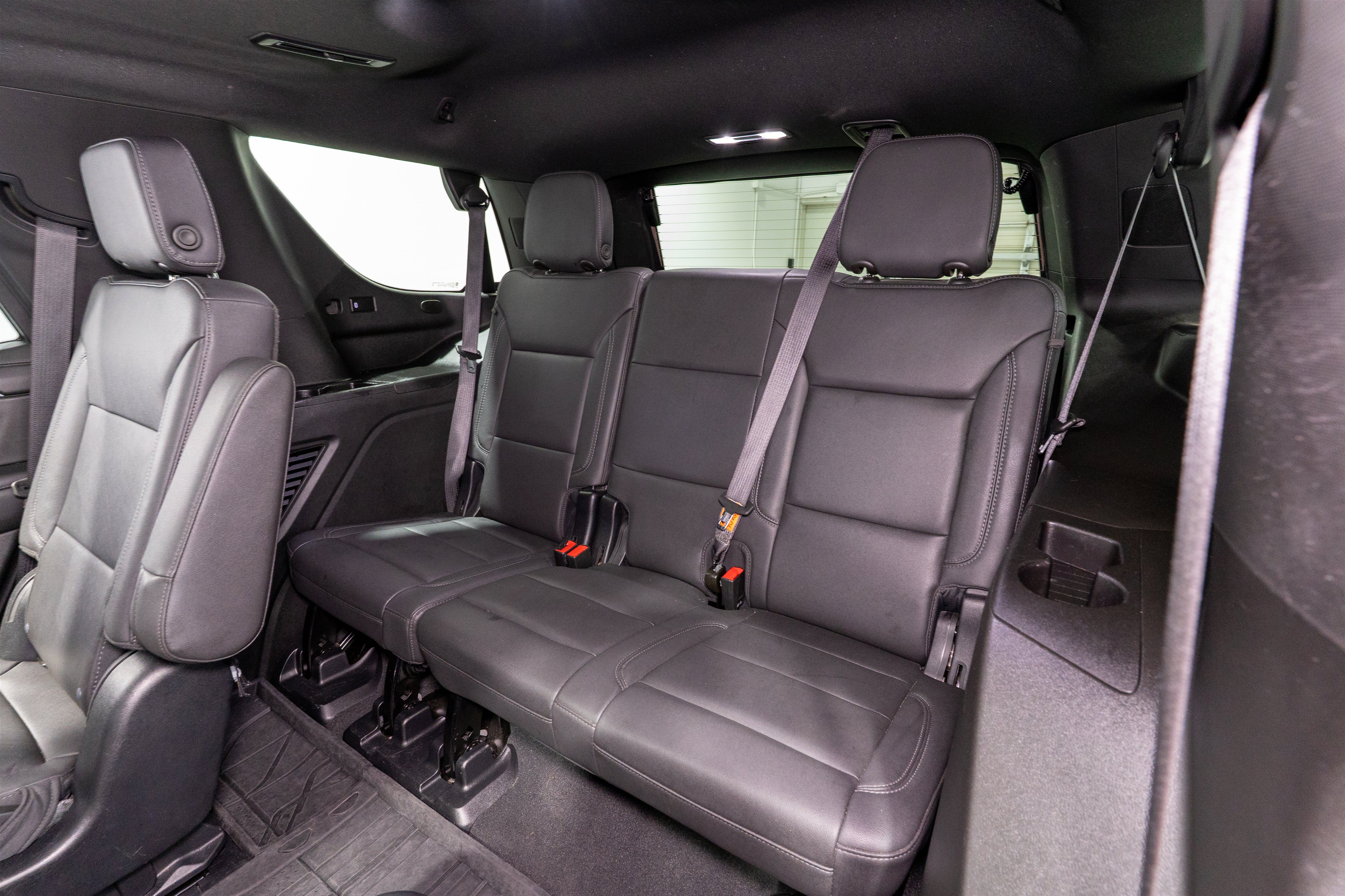 Used 2023 Chevrolet Tahoe LT w/ LT Signature Plus Package RWD image 32