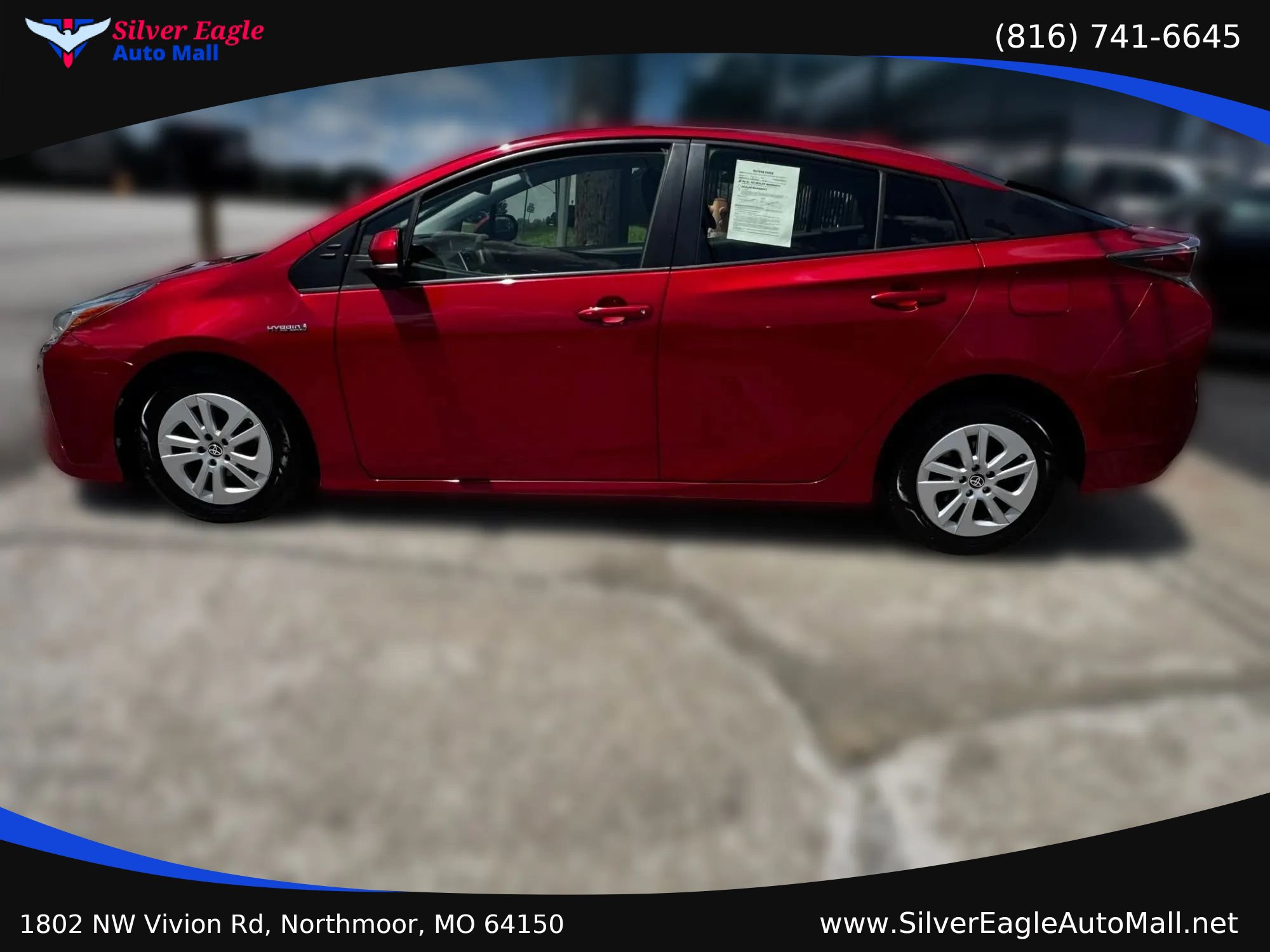 Used 2016 Toyota Prius Two FWD image 2