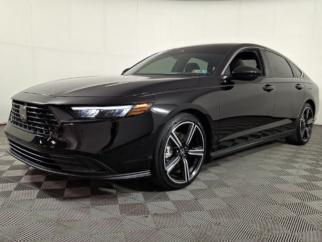 Used 2025 Honda Accord Sport image 6