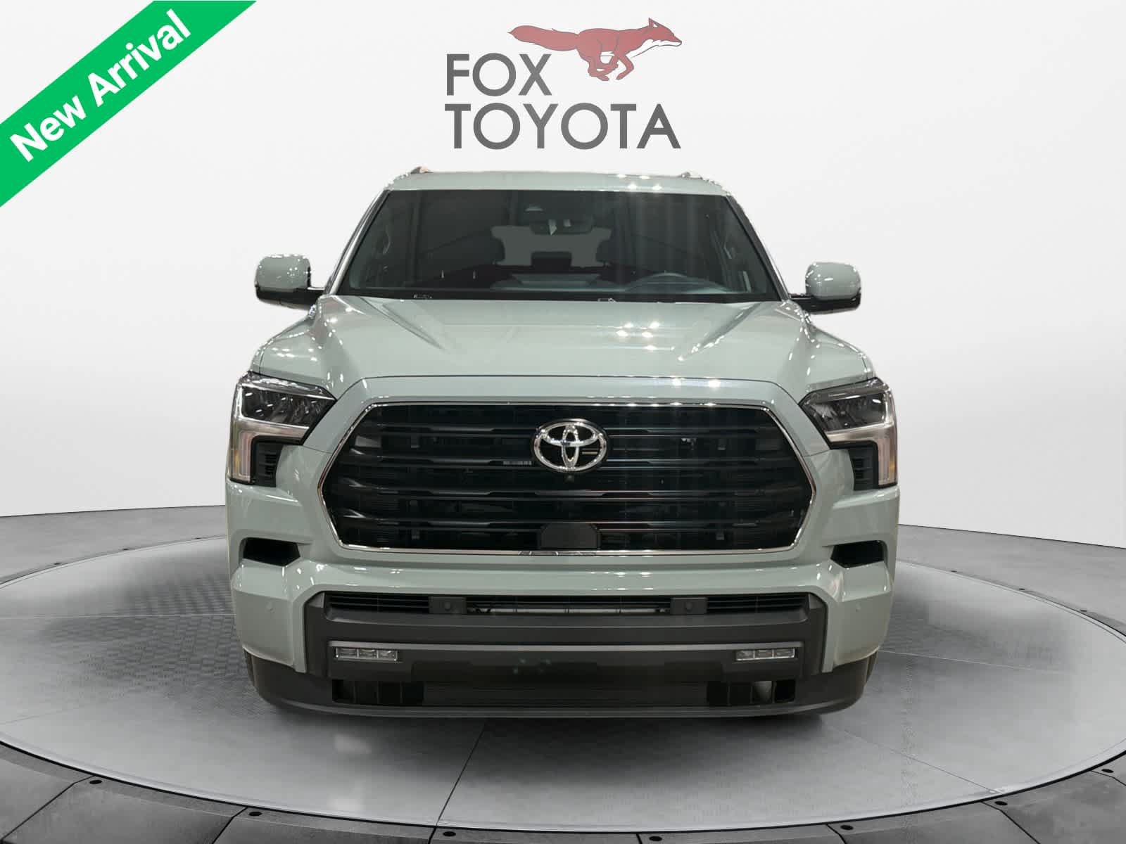 Used 2026 Toyota Sequoia SR5 w/ SR5 Premium Package AWD/4WD image 9