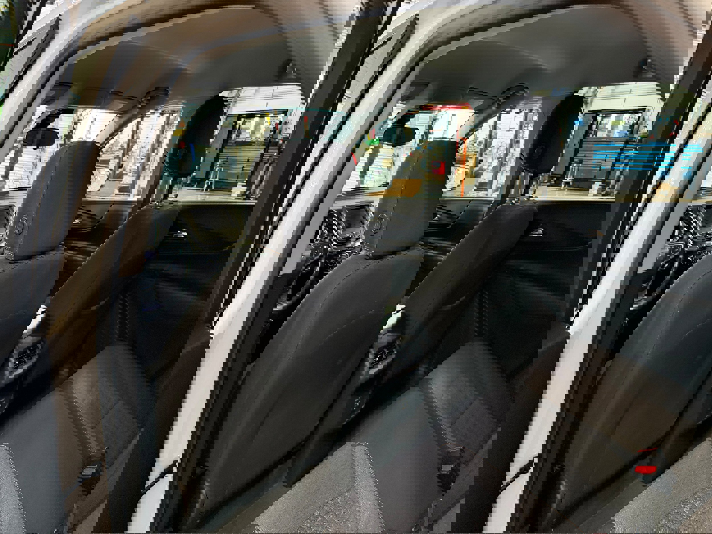 Used 2022 Chevrolet Equinox LT image 30