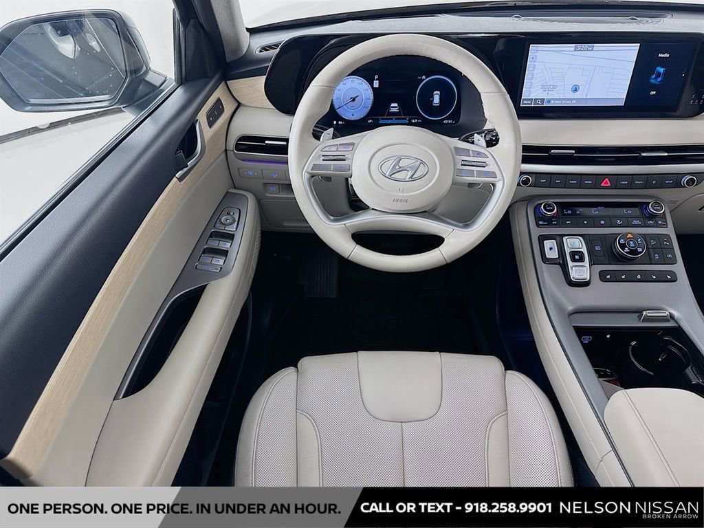 Used 2024 Hyundai Palisade Limited image 24