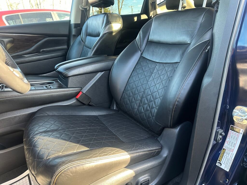 Used 2023 Nissan Murano Platinum image 11