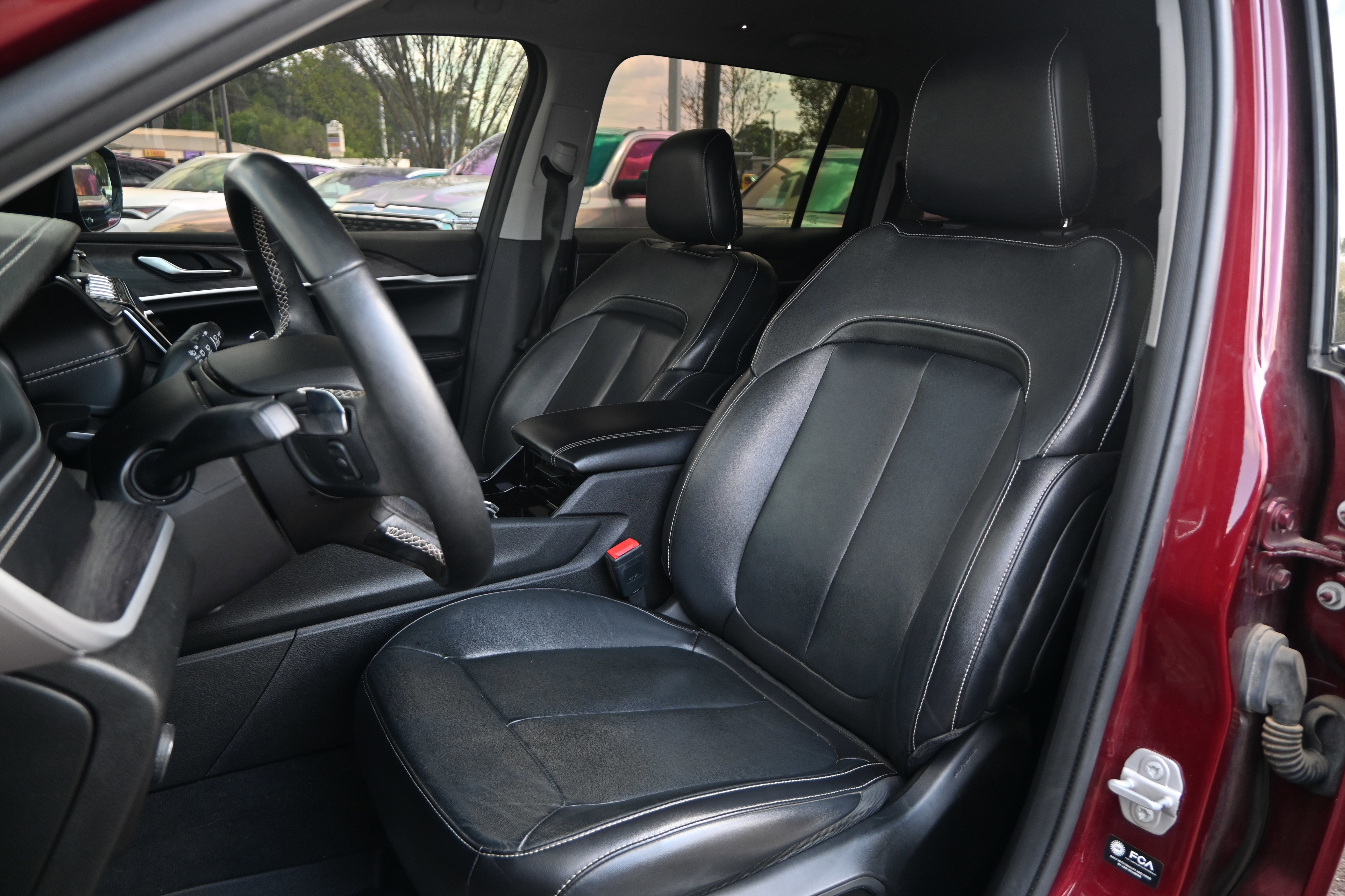 Used 2022 Jeep Grand Cherokee L Limited image 6