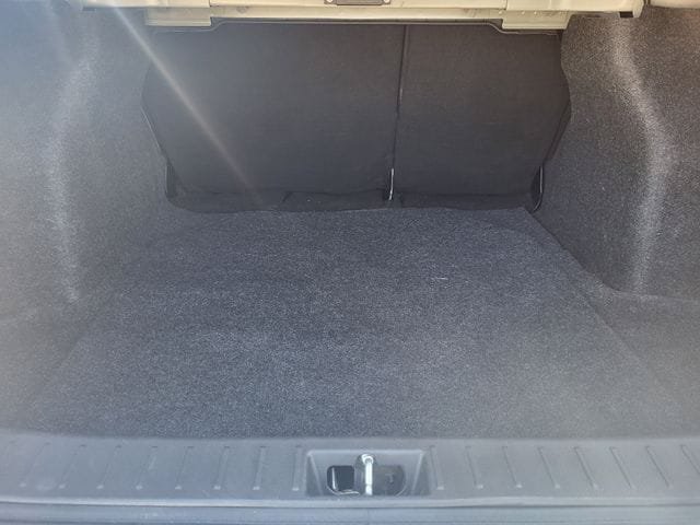 Used 2020 Nissan Versa S FWD image 22