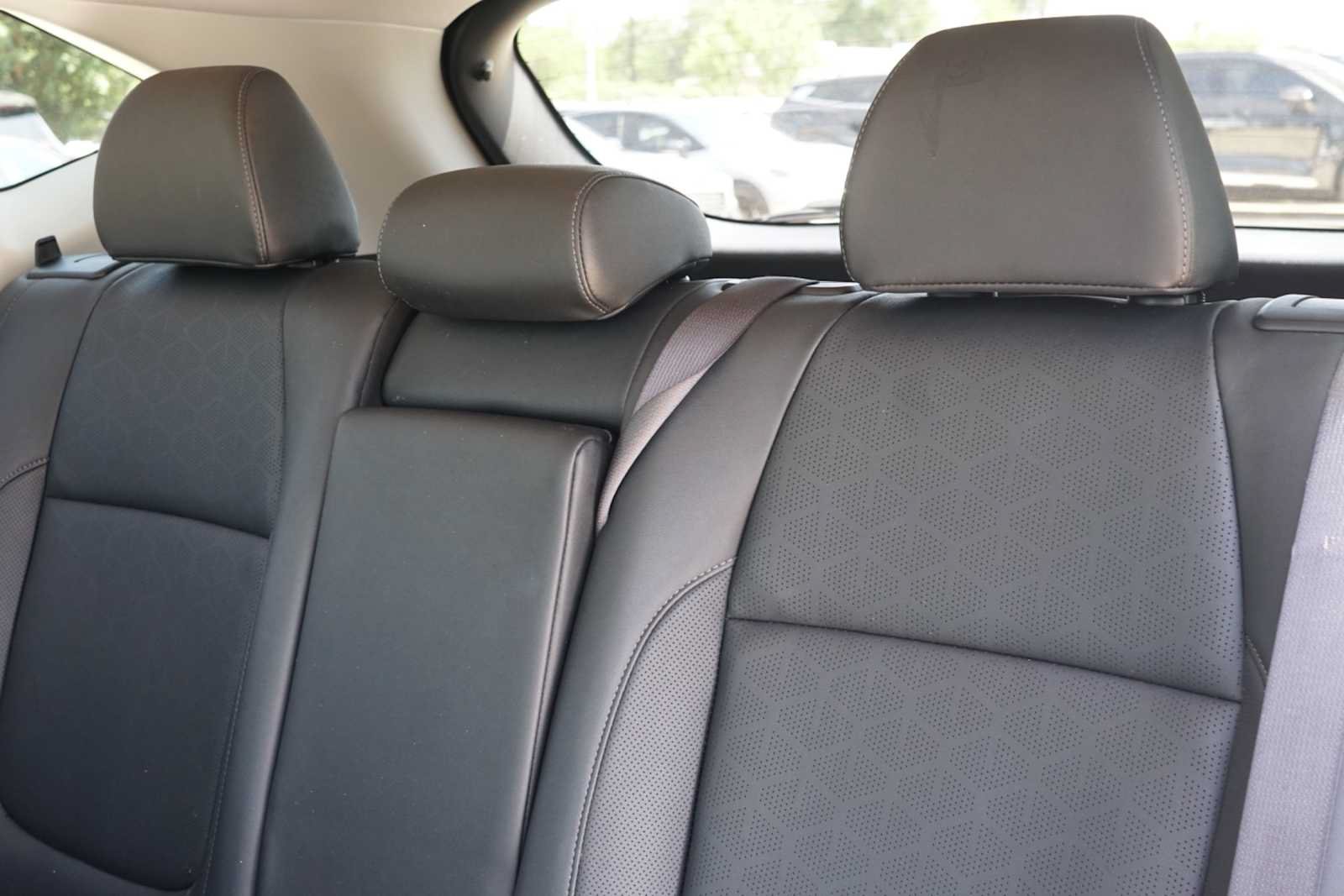 Used 2025 Kia Seltos EX w/ EX Sunroof Package FWD image 22