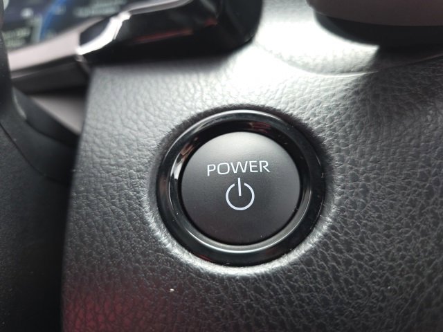 Used 2025 Toyota Camry XSE image 23