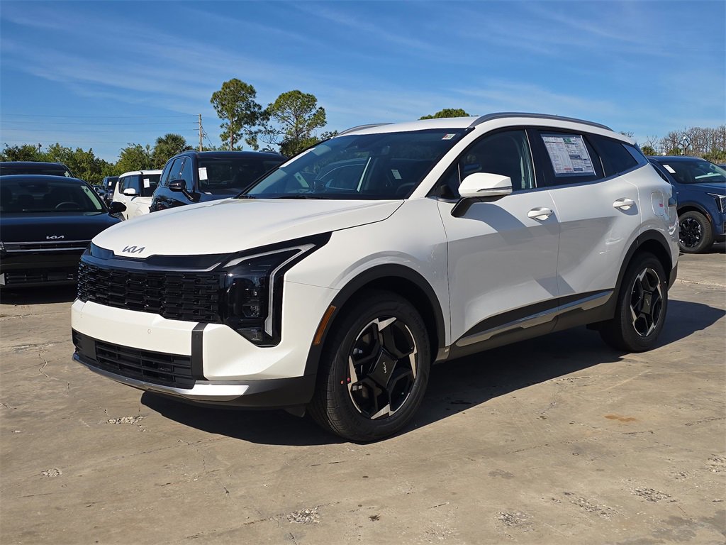 New 2026 Kia Sportage EX image 4