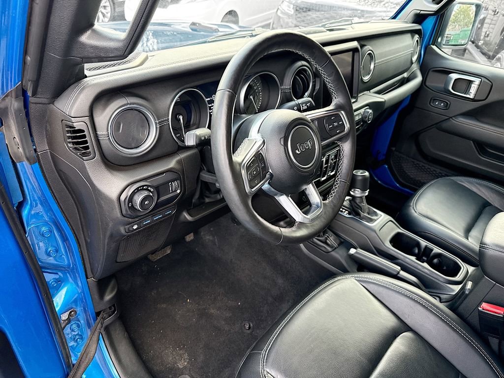 Used 2023 Jeep Wrangler Unlimited Sahara w/ Cold Weather Group image 10