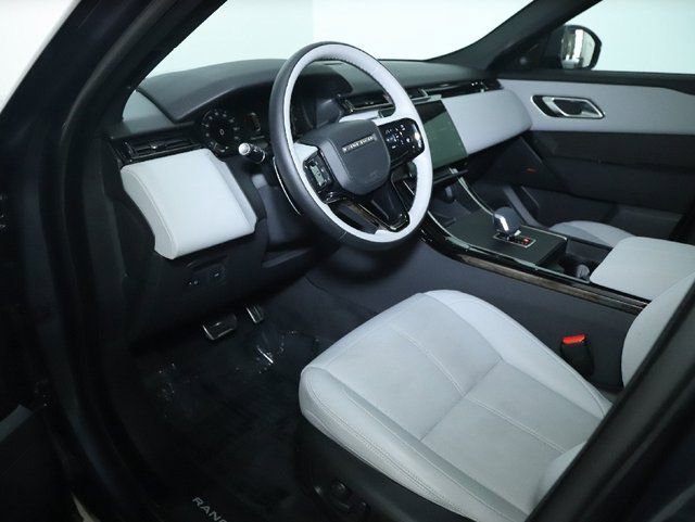 Certified 2024 Land Rover Range Rover Velar Dynamic SE AWD/4WD image 16