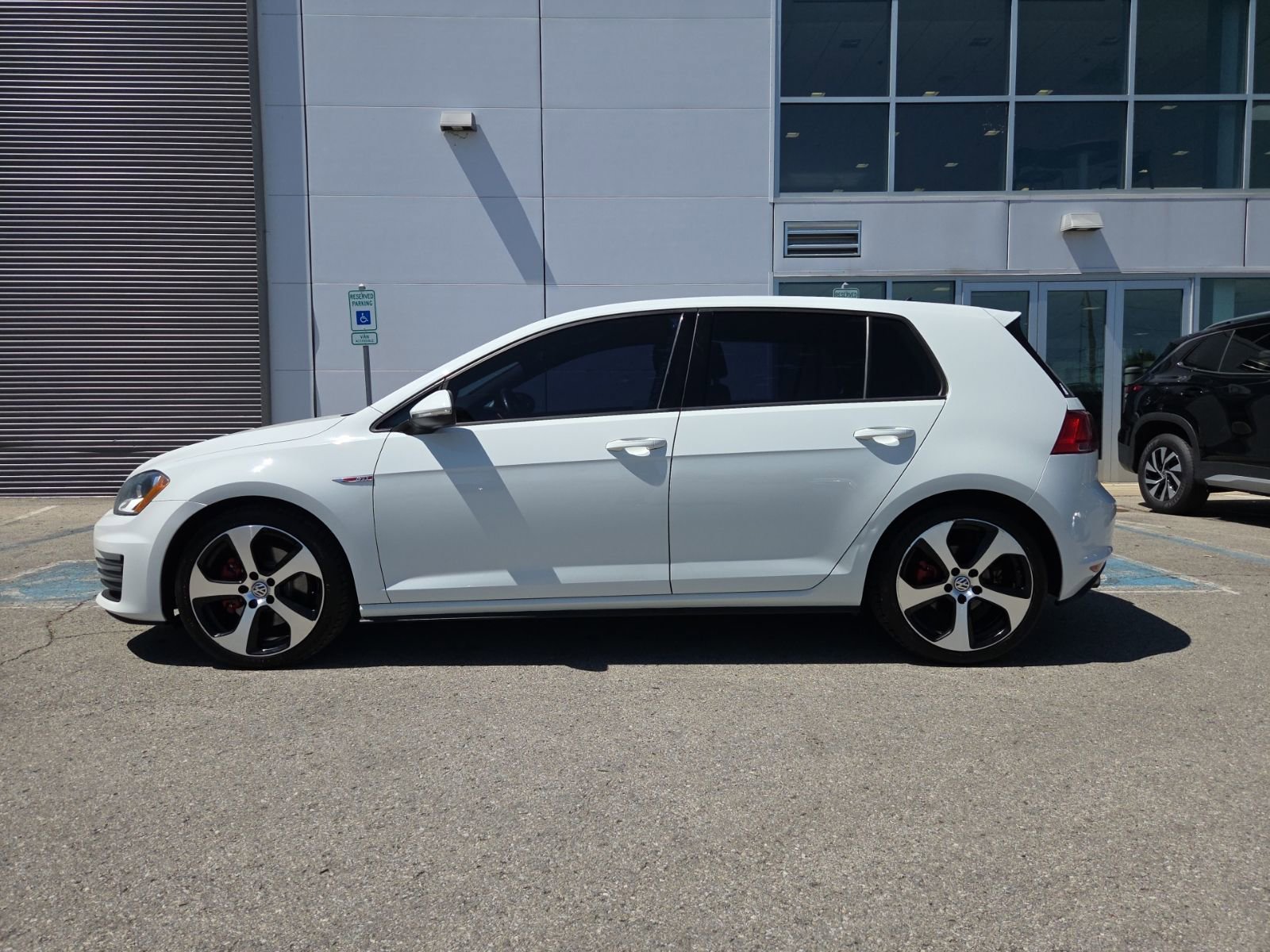 Used 2017 Volkswagen GTI S FWD image 8