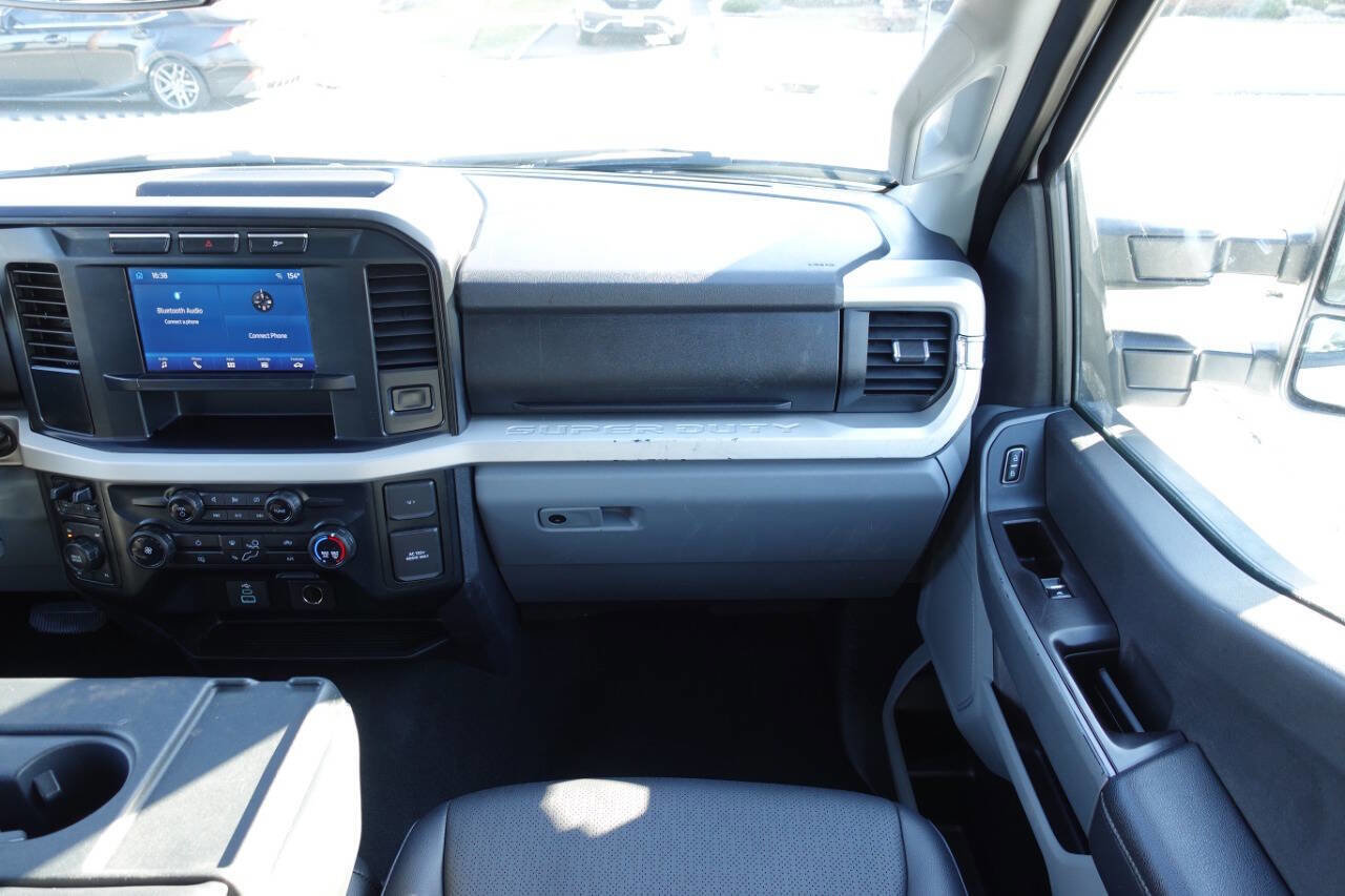 Used 2023 Ford F250 XLT image 35