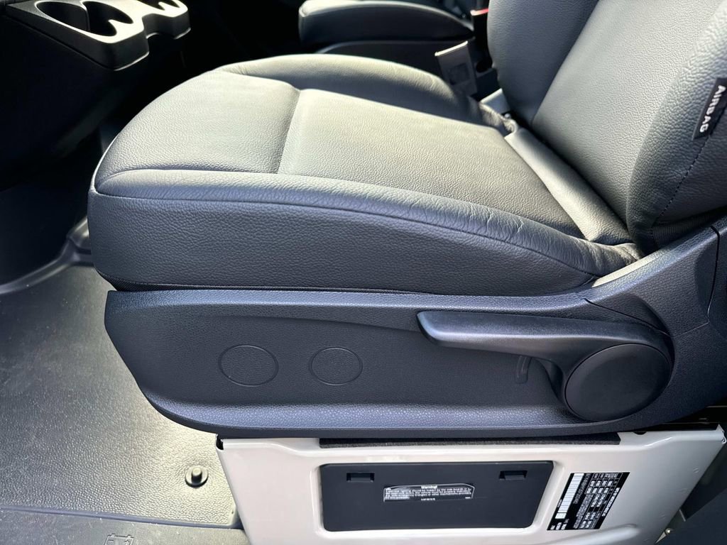 New 2025 Mercedes-Benz Sprinter 2500 image 17