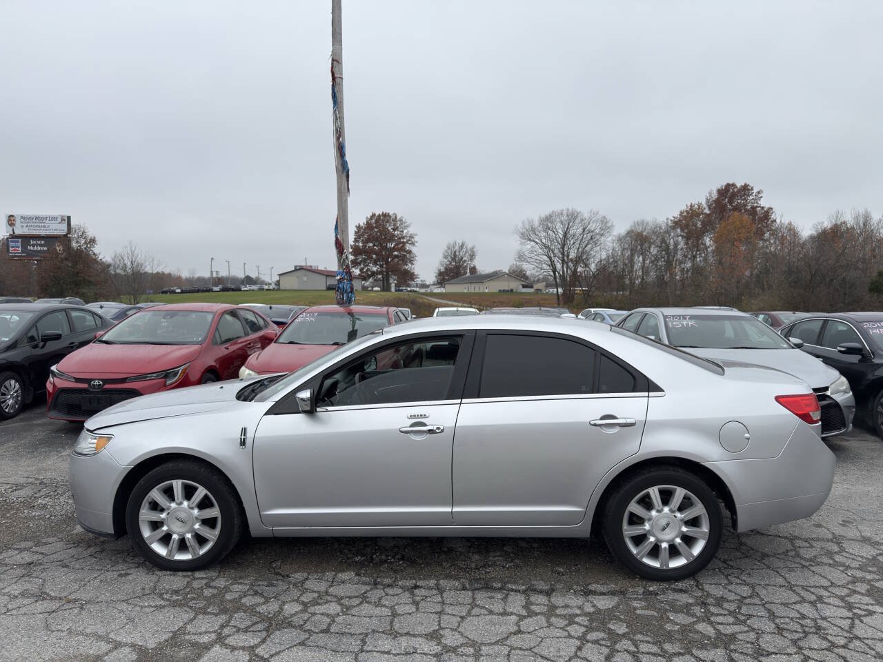 Used 2012 Lincoln MKZ FWD image 6