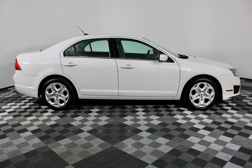 Used 2010 Ford Fusion SE FWD image 8