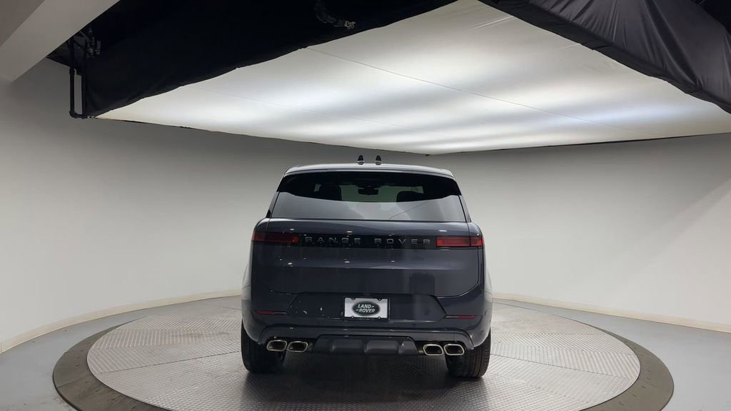 Certified 2025 Land Rover Range Rover Sport Autobiography image 7