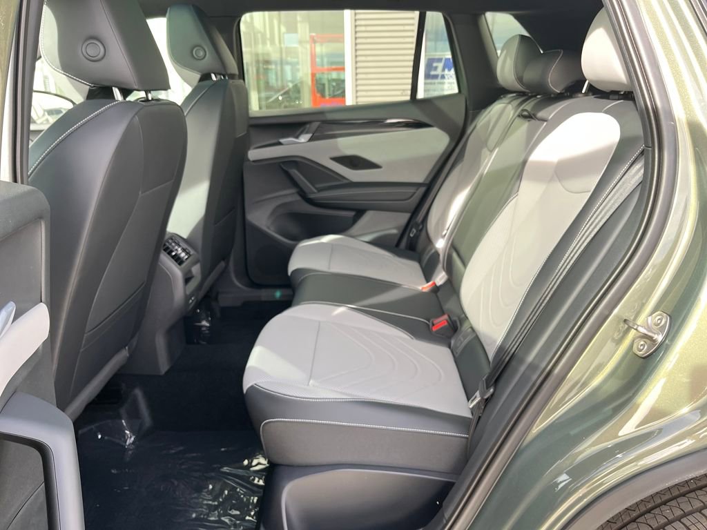 New 2026 Volkswagen Tiguan SE R-Line image 29