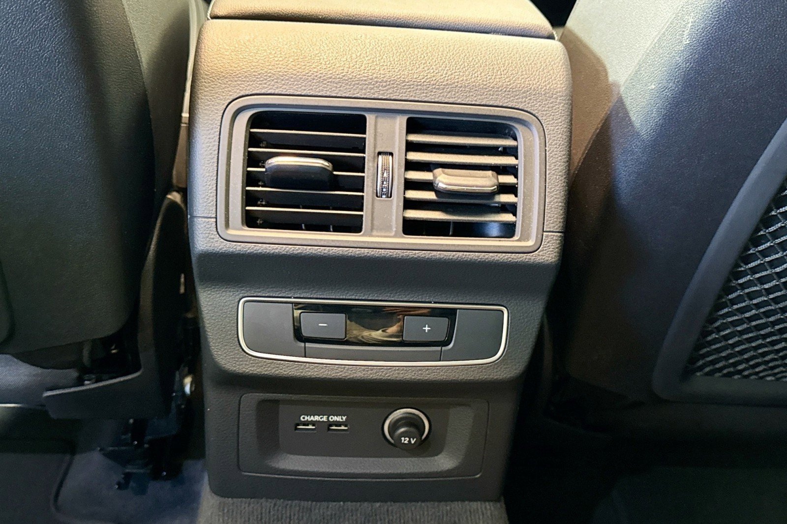 Used 2022 Audi Q5 2.0T Premium w/ Convenience Package image 24