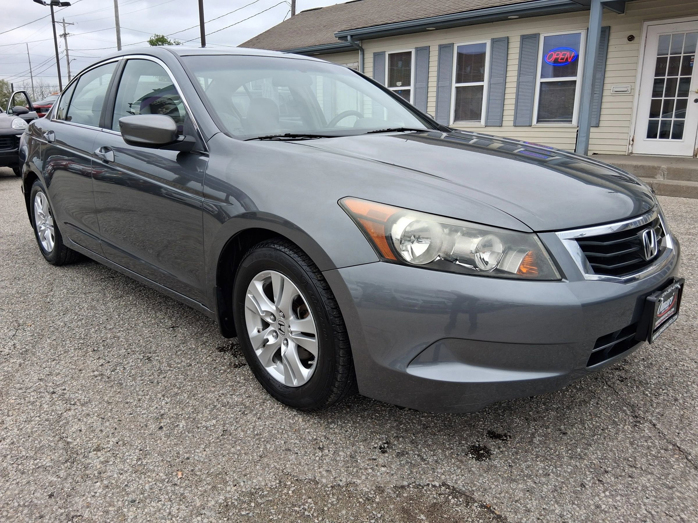 Used 2008 Honda Accord LX-P image 2
