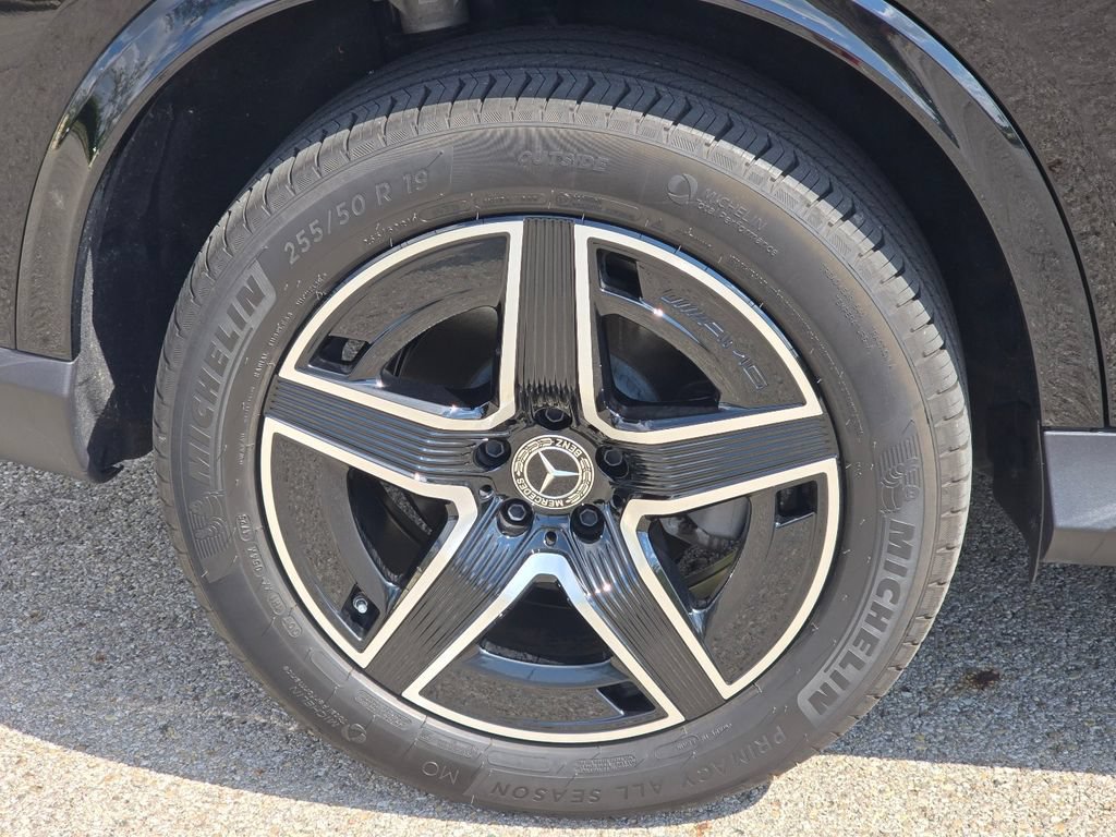Certified 2026 Mercedes-Benz GLC 300 4MATIC image 13